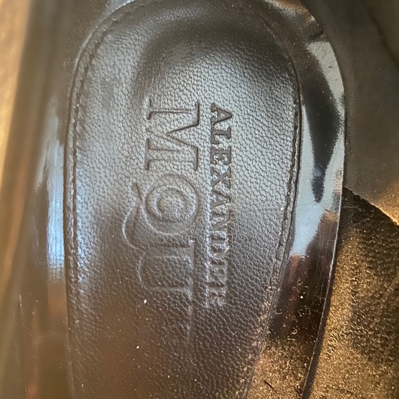 Alexander McQueen heels with skull - Picture 7 of 8